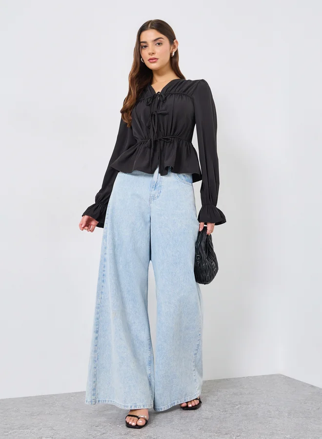 تايك تو بلوزة بيبلوم بياقة ورباط