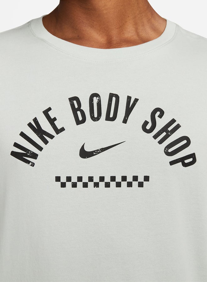 Nike M Nk Df Tee Body Shop 1 - Image 2