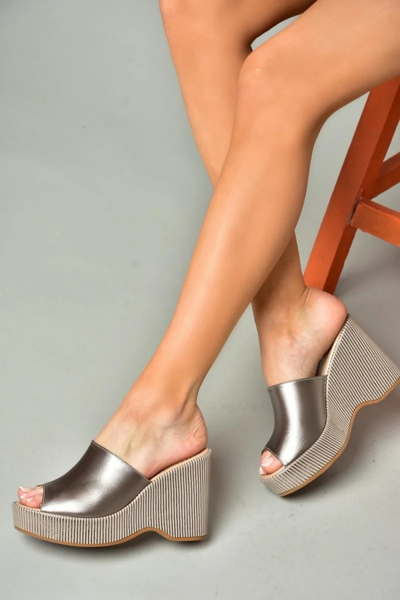 فوكس شوز K250101509 Platinum Wedge Heeled Women's Slippers