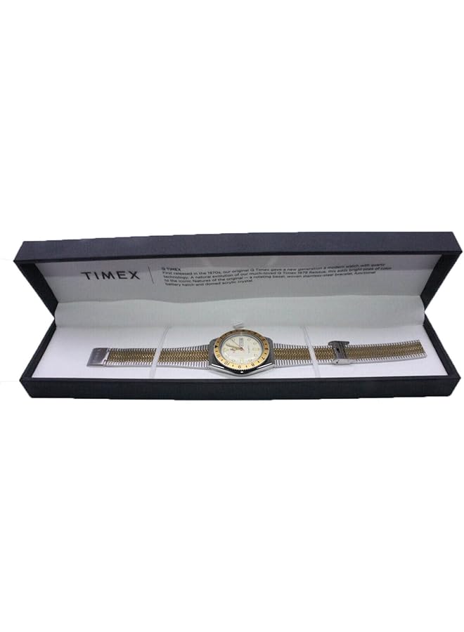 TIMEX Men Analogue Watch With A Stainless Steel Strap Q Reissue - Image 5