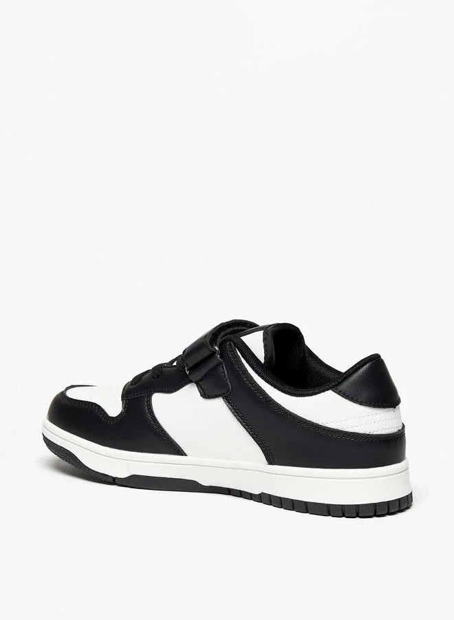Oaklan by Shoexpress Boys Panelled Sports Shoes With Hook And Loop Closure