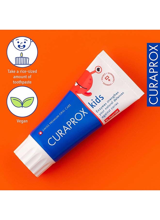 CURAPROX - معجون أسنان Curaprox للأطفال CS للأطفال بالفراولة، خالي من الفلورايد، 60 مل - معجون أسنان خالي من الفلورايد بالفراولة للأطفال بعمر سنتين فما فوق - خالٍ من SLS، خالٍ من البلاستيك الدقيق ومعجون أسنان للأطفال خالٍ من التريكلوسان. - Image 1