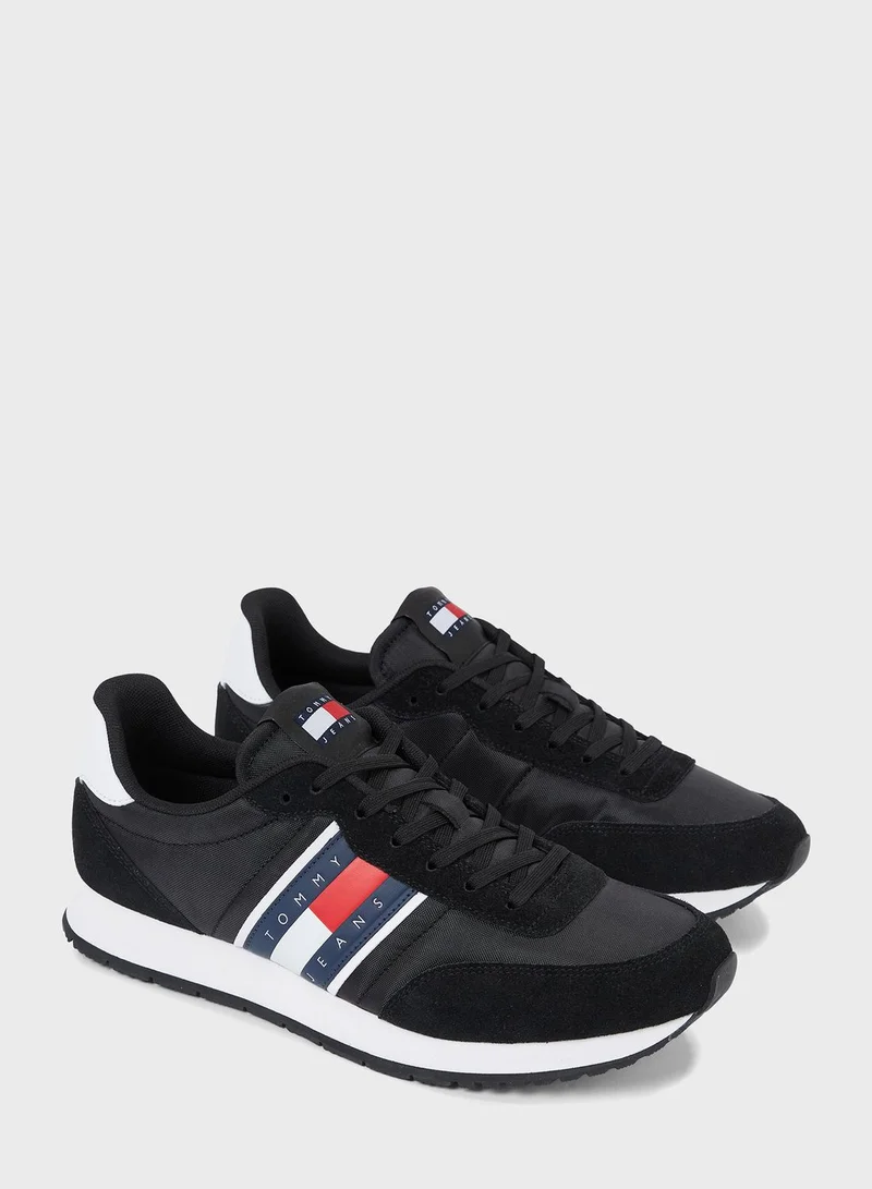 TOMMY JEANS Essential Casual Runner Trainers