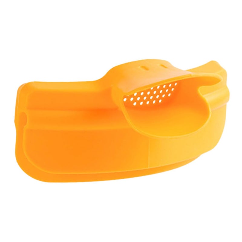 Silicone Easy Pour Deflector Funnel Spill Edge Design for Smooth Liquid Transfer Kitchen Tool - Image 2