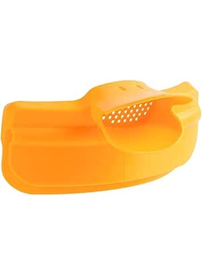 Silicone Easy Pour Deflector Funnel Spill Edge Design for Smooth Liquid Transfer Kitchen Tool - Image 1