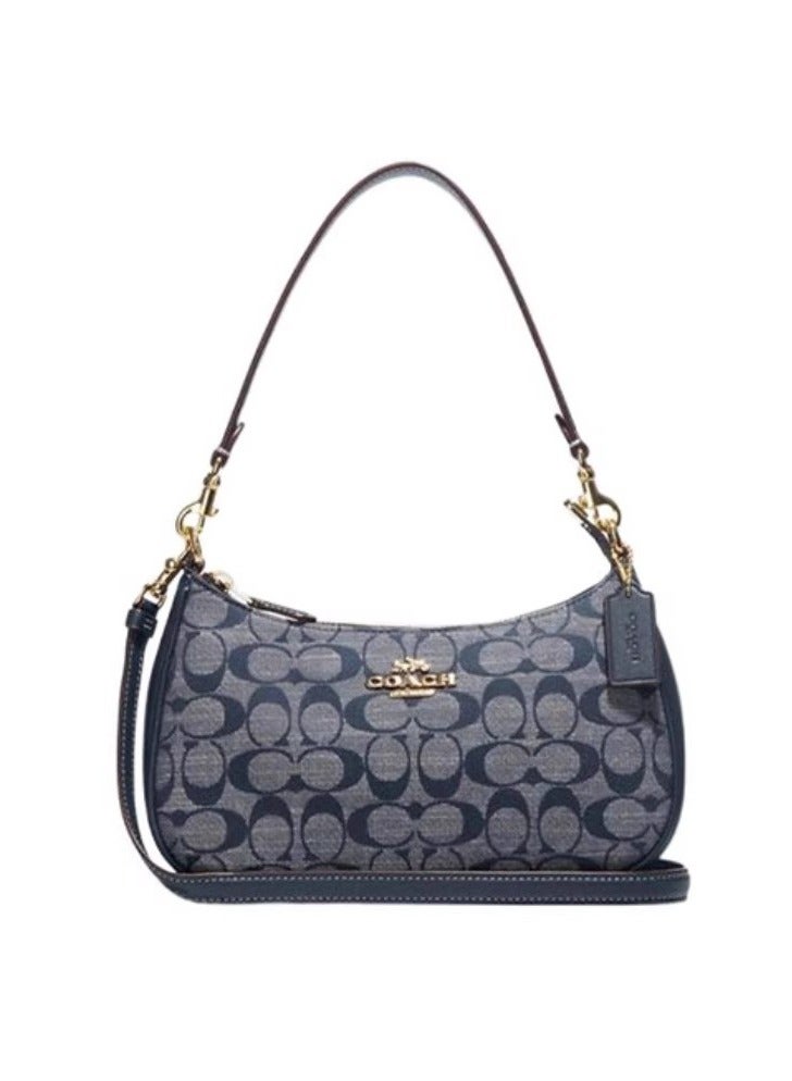 coachoutlet Teri Shoulder Bag In Signature Canvas