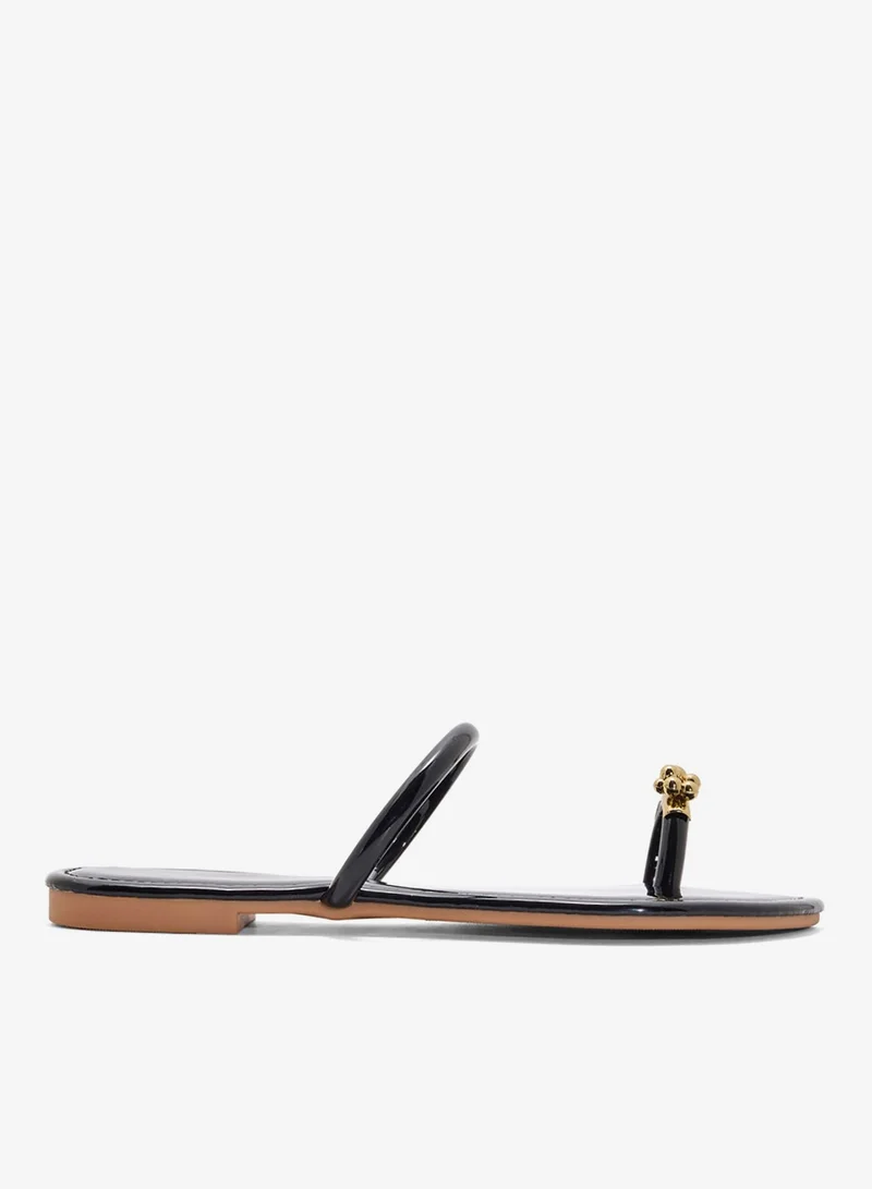 ايلا صندل مسطح بحزام مزدوج