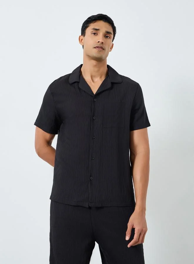 ستايلي طقم بيجاما من بنطال وقميص بقصة مريحة وأكمام قصيرة