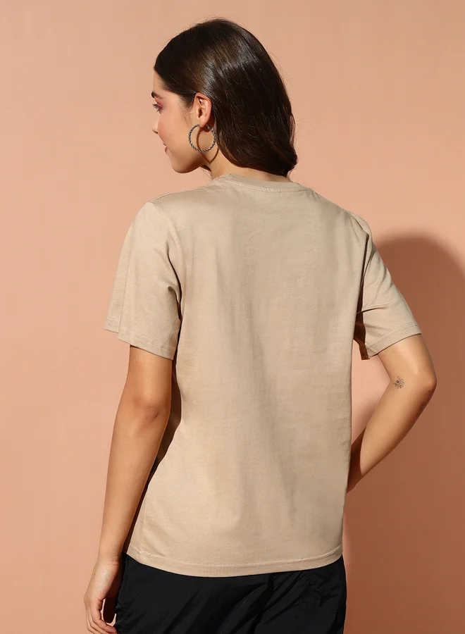 تايك تو تيشيرت بيج مطبوع بقصة مريحة من ذا دراي ستيت