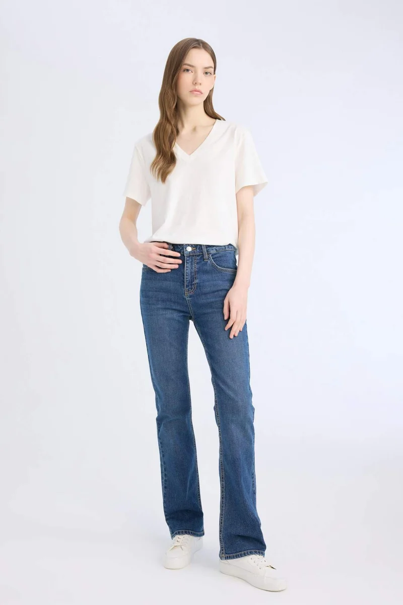 DeFacto High Waist Wide Leg Pocketed Jeans
