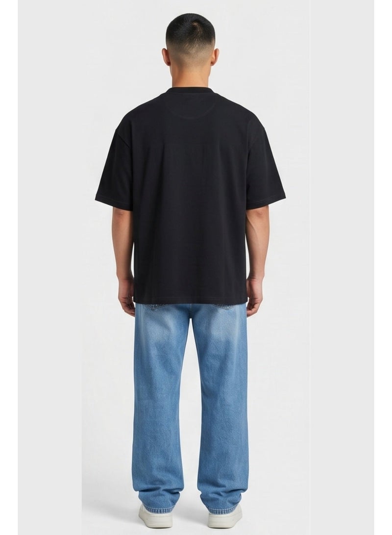 T-Shirt Versatile design easy to style with casual outfits For Men. - Image 2