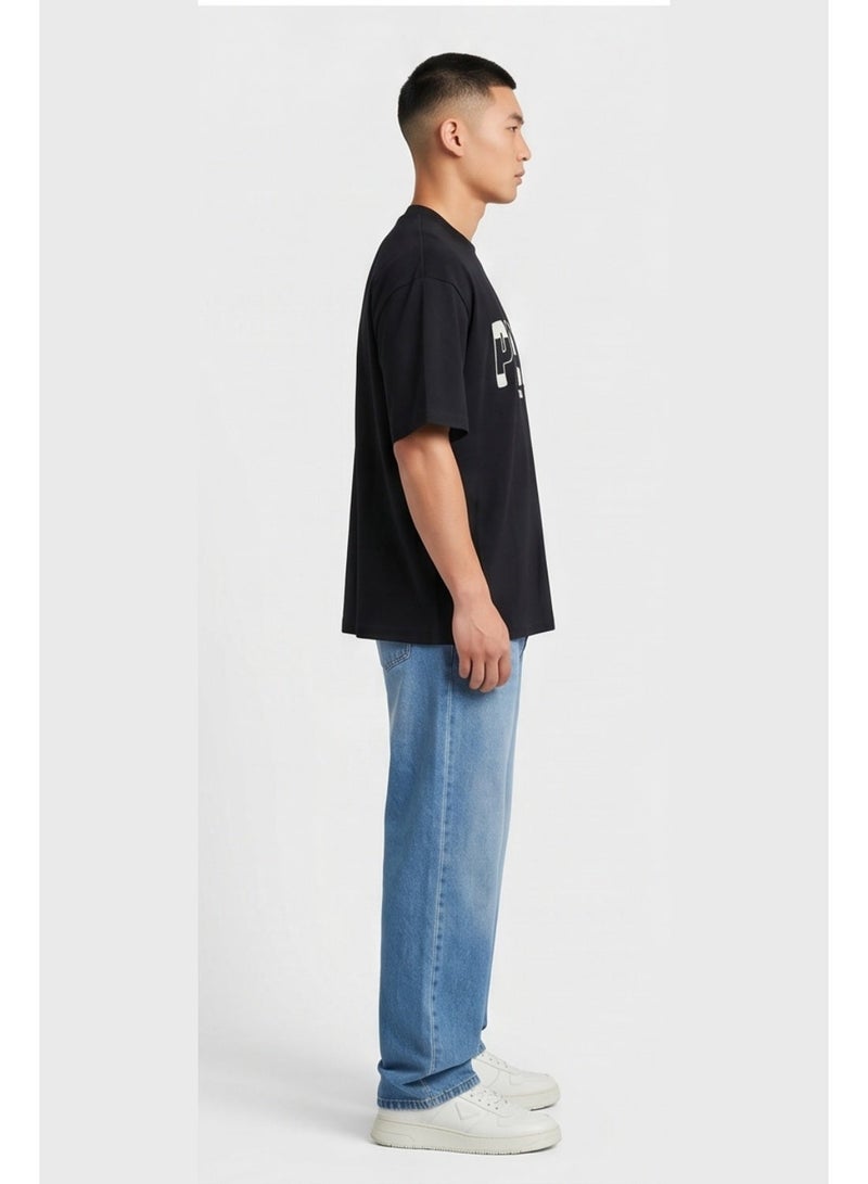T-Shirt Versatile design easy to style with casual outfits For Men. - Image 4