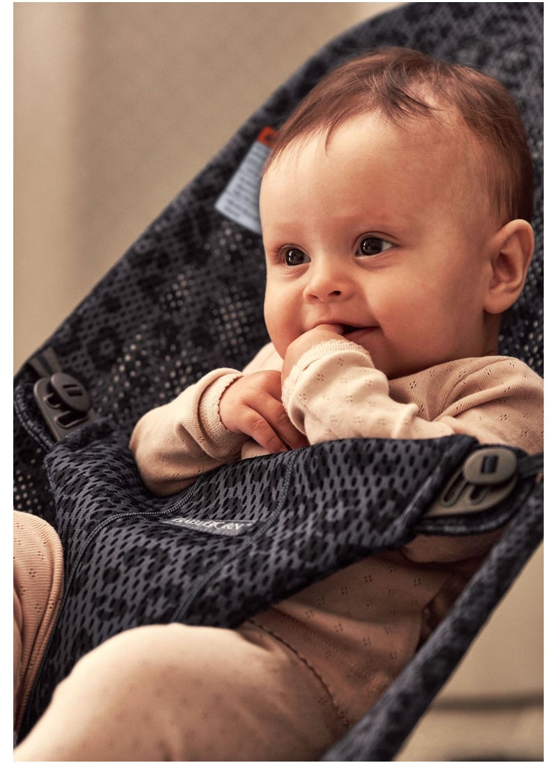 BABYBJORN - Leopard Mesh Bouncer Bliss Anthracite - Image 1