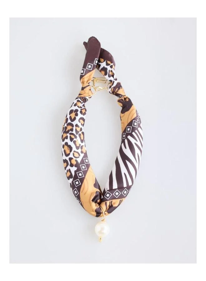 Brown Pearl Detailed Scarf Necklace.