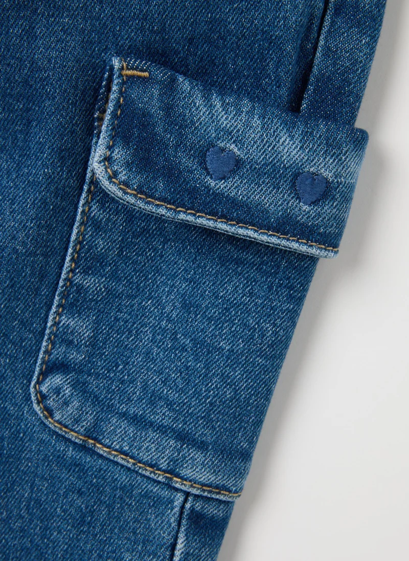 او في اس GIRLS' CARGO DENIM TROUSERS - REGULAR FIT