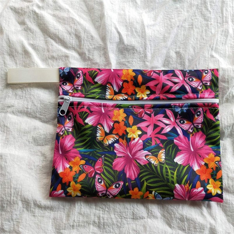 MissC2C 6Pcs Resuable Waterproof Menstrual Pad Sets Including 5Pcs Heavy Flow Menstrual Pads Mama Cloth Sanitary Napkins + 1Pc Mini Wet Bag - Image 4