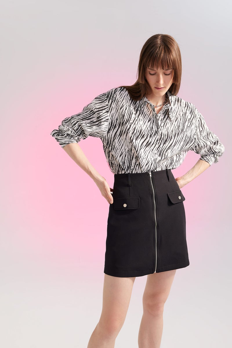 DeFacto Woman A-Line Normal Waist Lined Mini Skirt  - Image 4
