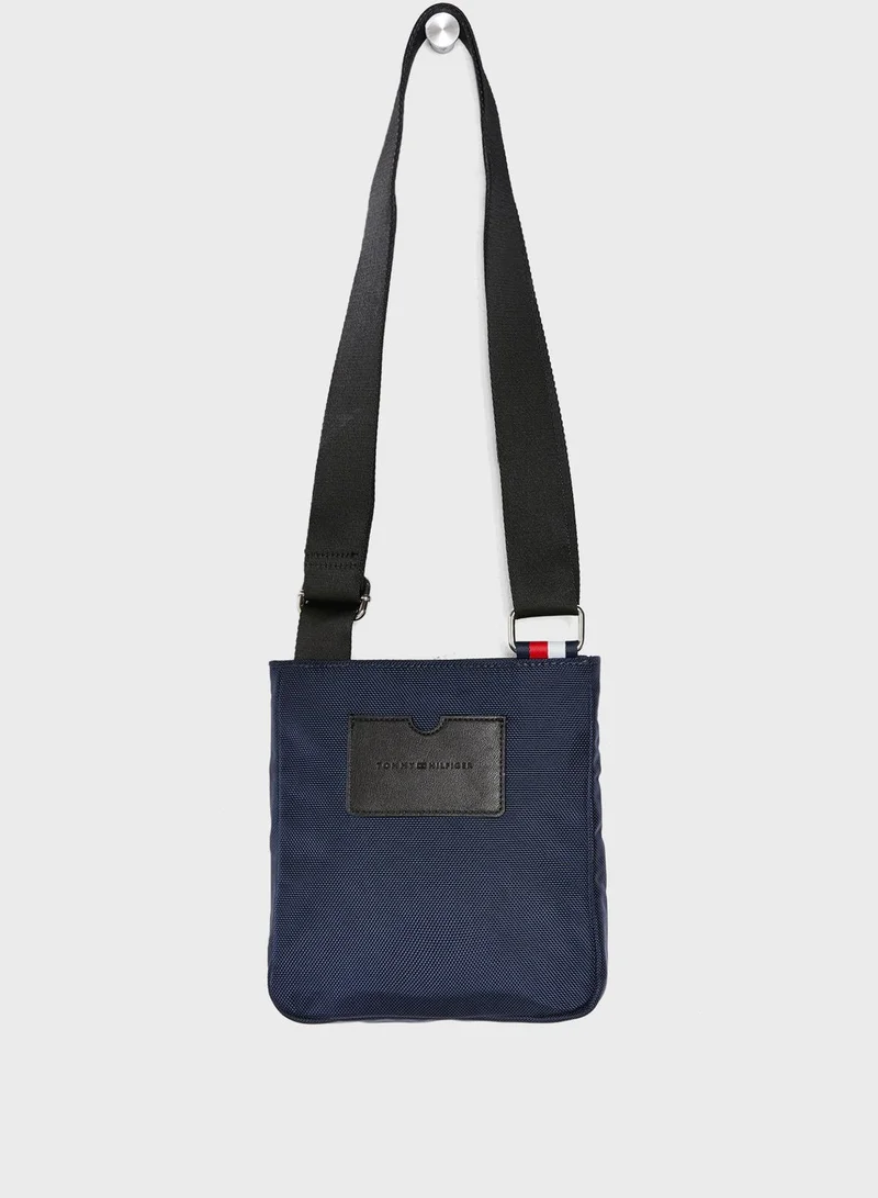 TOMMY HILFIGER Elevated Mini Messenger Bag