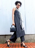 جلو باص Black
