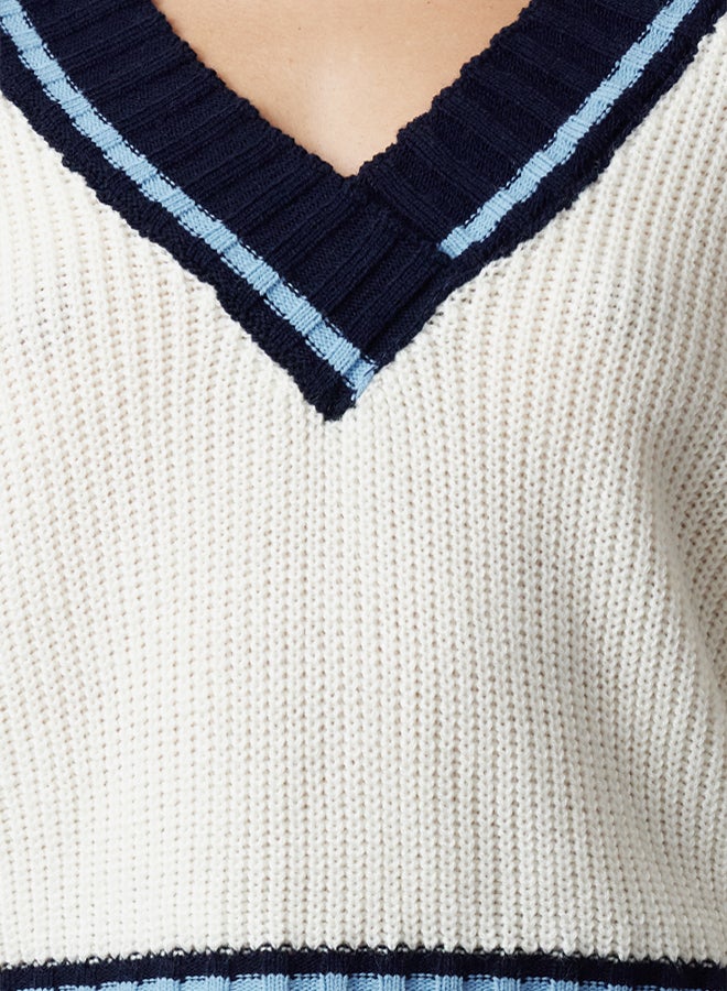 trendyol Ecru Crop College Themed Knit Sweater - Image 3