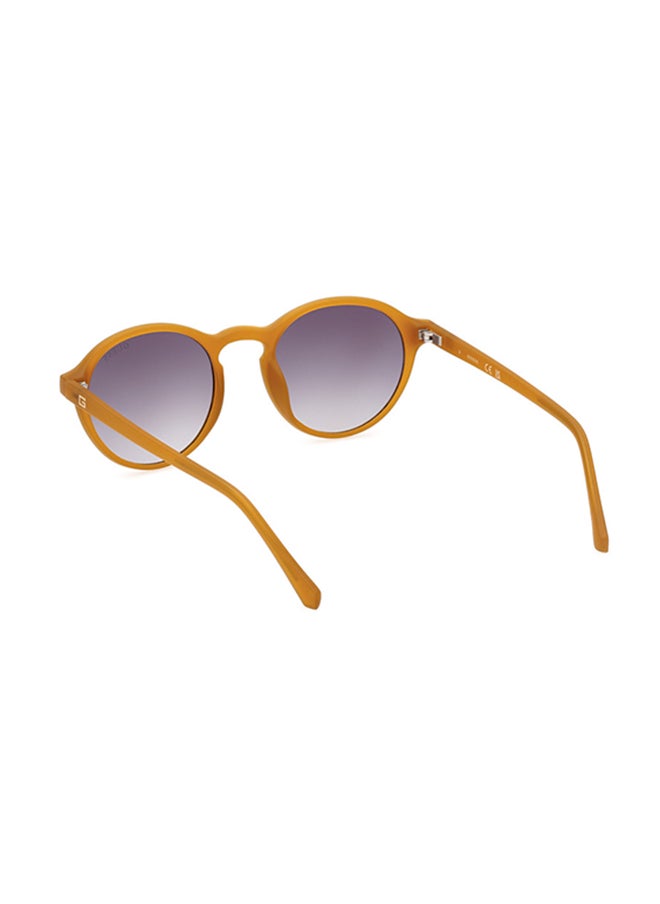 GUESS Round Sunglasses For Men - Blonde Havana  - Image 3