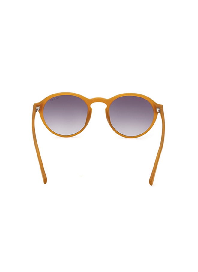 GUESS Round Sunglasses For Men - Blonde Havana  - Image 5
