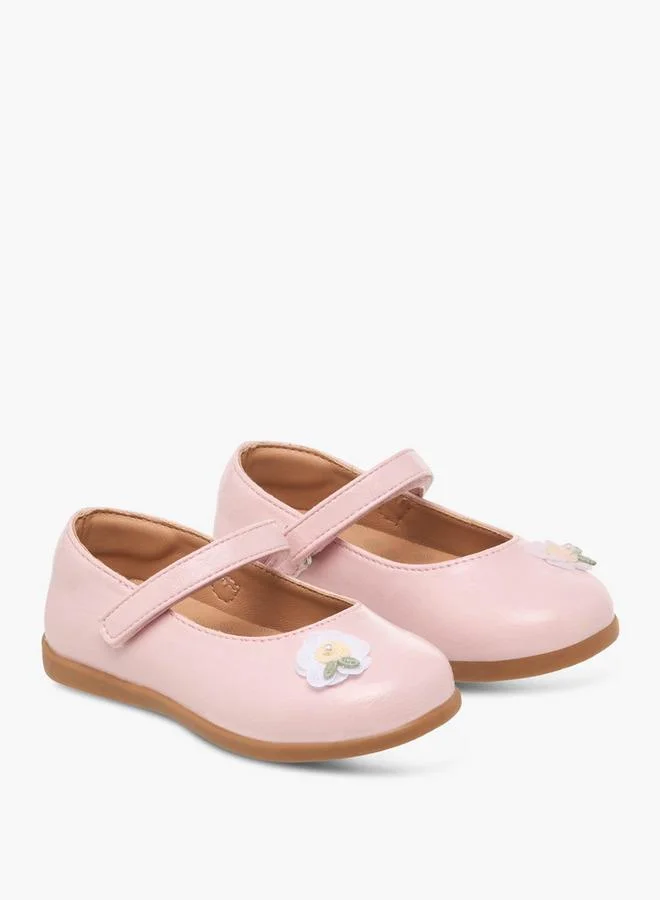 بيرفيت Girls Floral Applique Hook and Loop Mary Jane Shoes