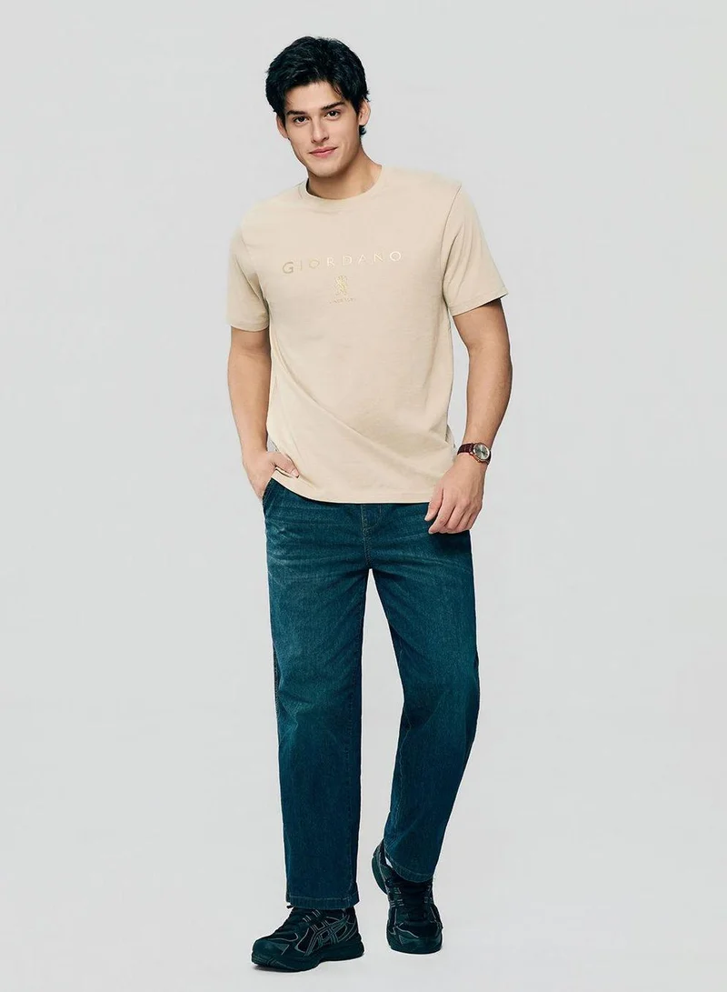 Giordano Men’s Slim Cotton Crew Neck Signature Print Tee