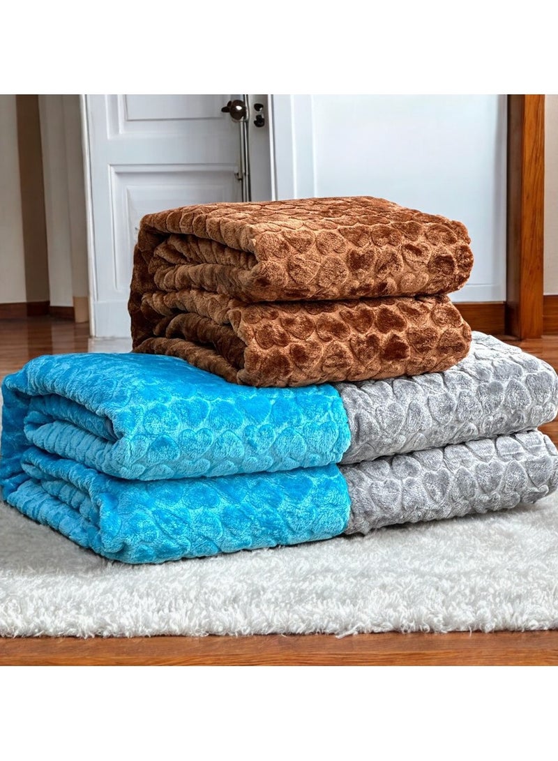 ZAAPPY 220x240cm Super Soft True Love 100 Percent Polyster Home Rest Micro Fleece Hotel Luxury Heart Design Flannel Blanket Lightweight King Size  Cozy Bed Blanket | Soft Comfy Throw Blankets | Winter essentials - Image 5