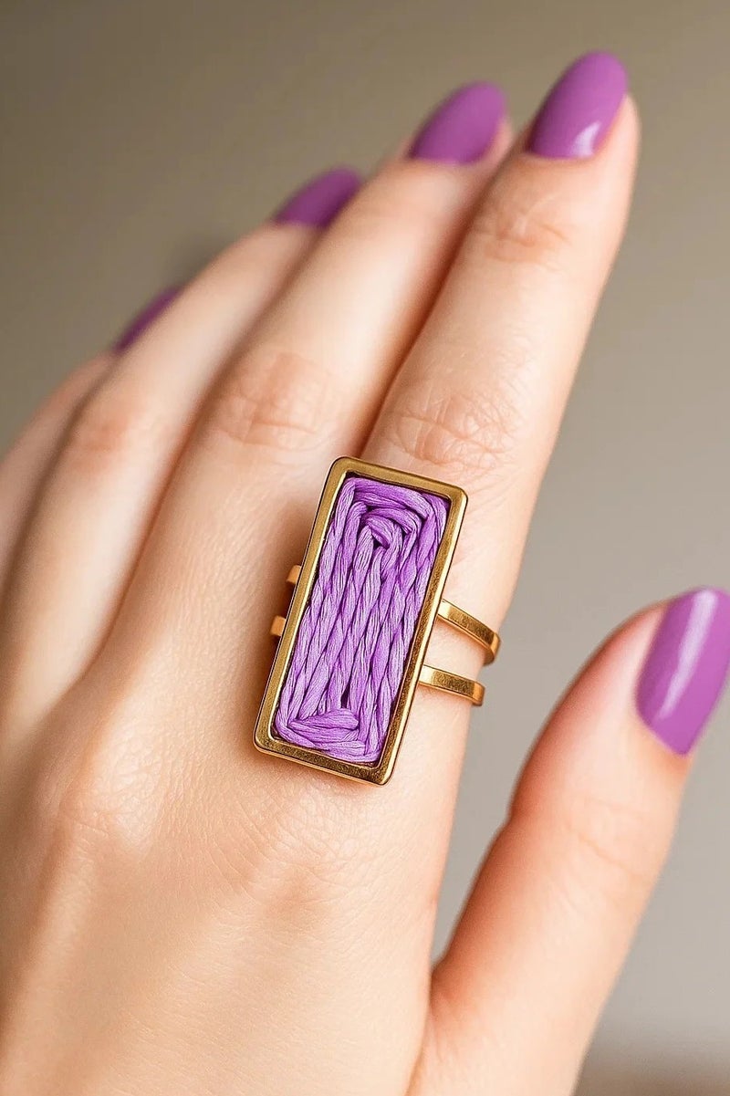 Vbranda A modern rectangular design ring with standout details rust-resistant. 