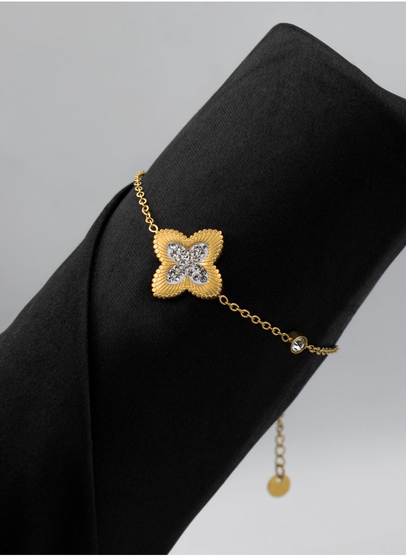 mjuhurat Elegant Four-Leaf Flower Bracelet – Gold-Plated with Crystal Center (Adjustable)  - Image 1