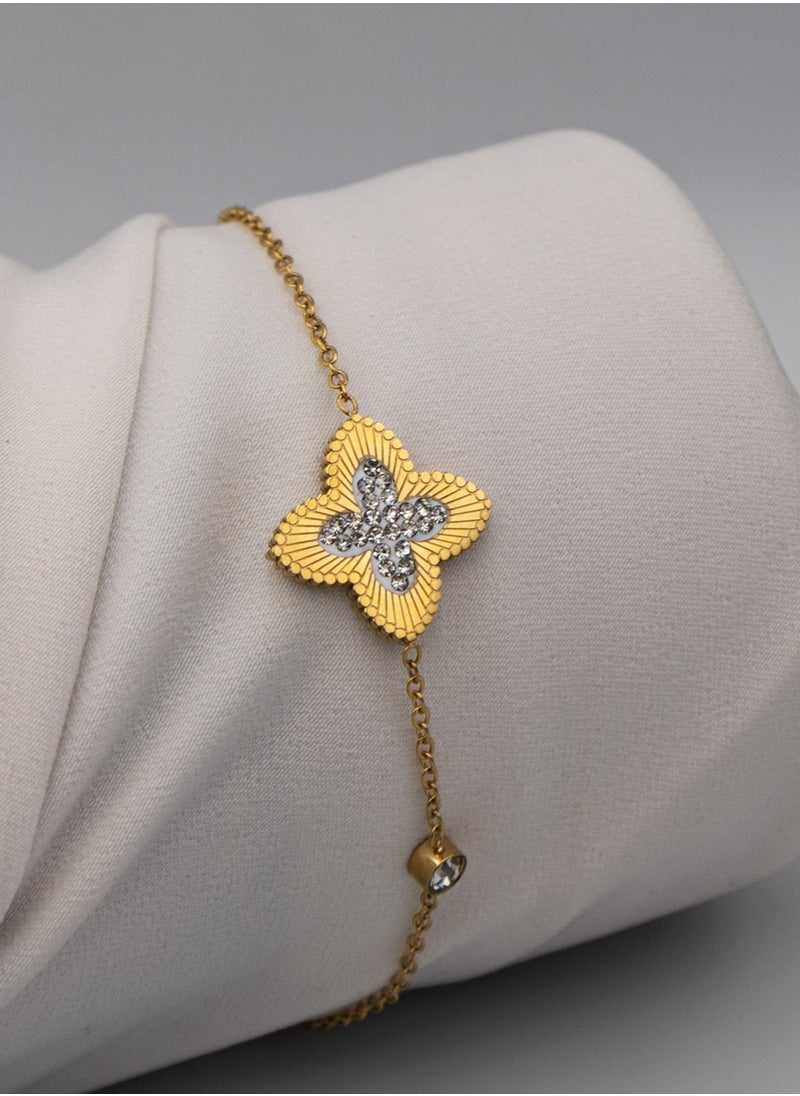 mjuhurat Elegant Four-Leaf Flower Bracelet – Gold-Plated with Crystal Center (Adjustable)  - Image 4