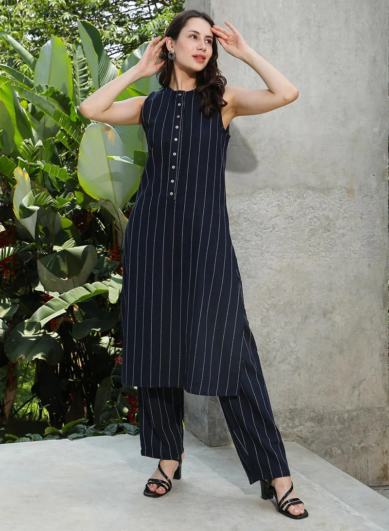  قصة Women's Navy Blue Simplicity Striped Kurta Set
