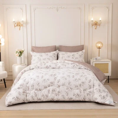 Donetella Printed Duvet Set, Queen Size Fits 180x200 cm - 4-Pcs Bed Set, Brushed Microfiber Fabric - 1 Duvet Cover, 1 Fitted Sheet, 1 Pillow Shams, 1 Pillowcases (Filler Not Included)