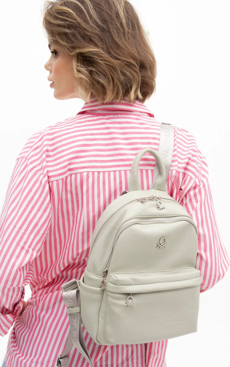 يونايتد كولورز أوف بينتيون Benetton Women's Backpack Green BNT1231