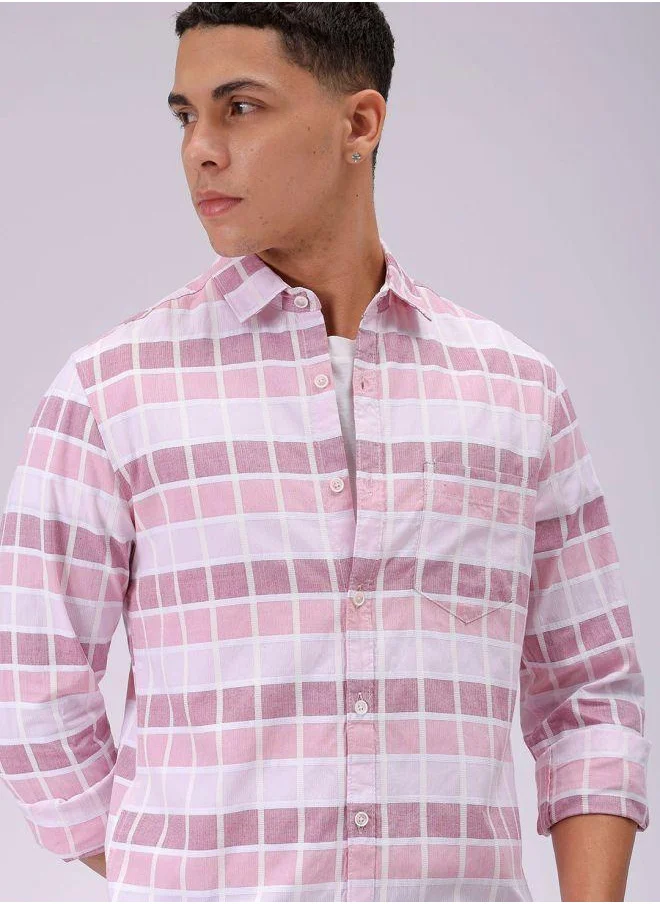 The Indian Garage Co Men Slim Fit Checkered Full Sleeves Cutaway Collar Casual Shirt