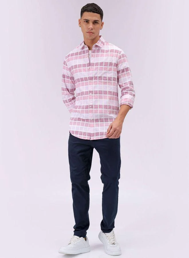 The Indian Garage Co Men Slim Fit Checkered Full Sleeves Cutaway Collar Casual Shirt