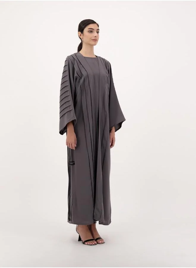 Meem by Mariyah Front open abaya with inner
