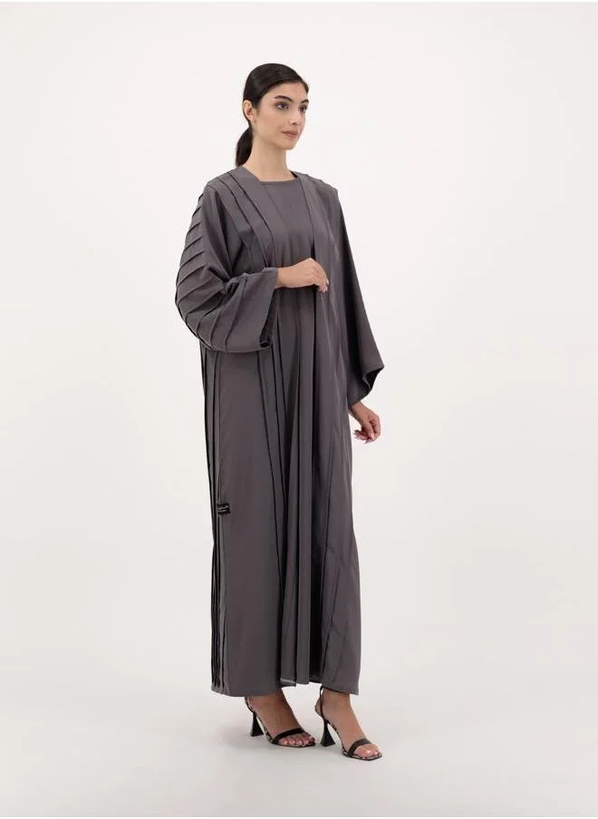 Meem by Mariyah Front open abaya with inner