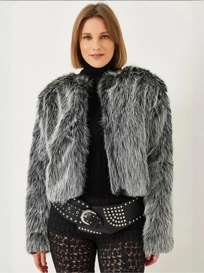Bianco Lucci LUCCI Boxy Crop Faux Fur Coat