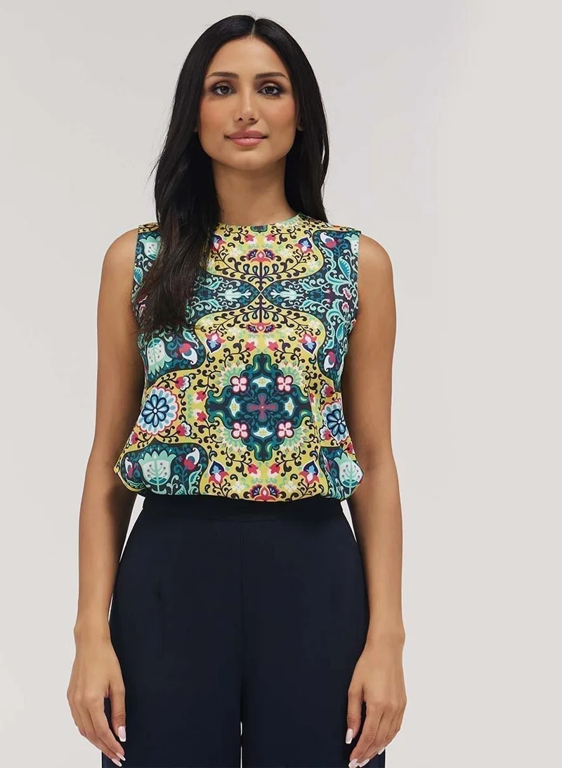 Zigzag Sleeveless  Printed Chiffon Top