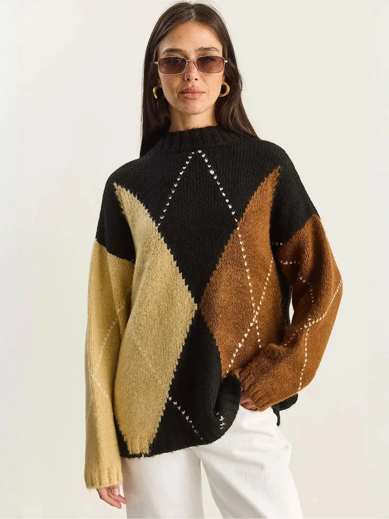 بيانكو لوتشي LUCCI Oversized Knitted Diamond Pattern Sweater