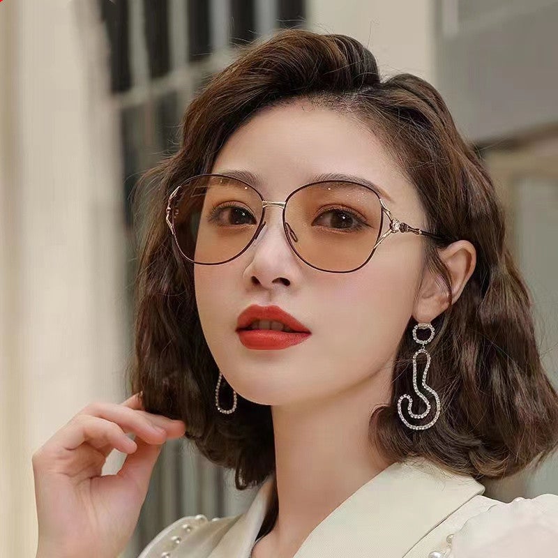 Generic Chic Ladies Photochromic Eyewear Tea Frame Color Changing Tea Women's Leather Box 