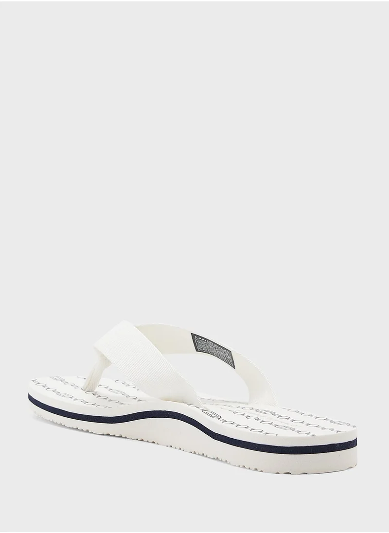 TOMMY HILFIGER Chain Print Thong Flip Flops
