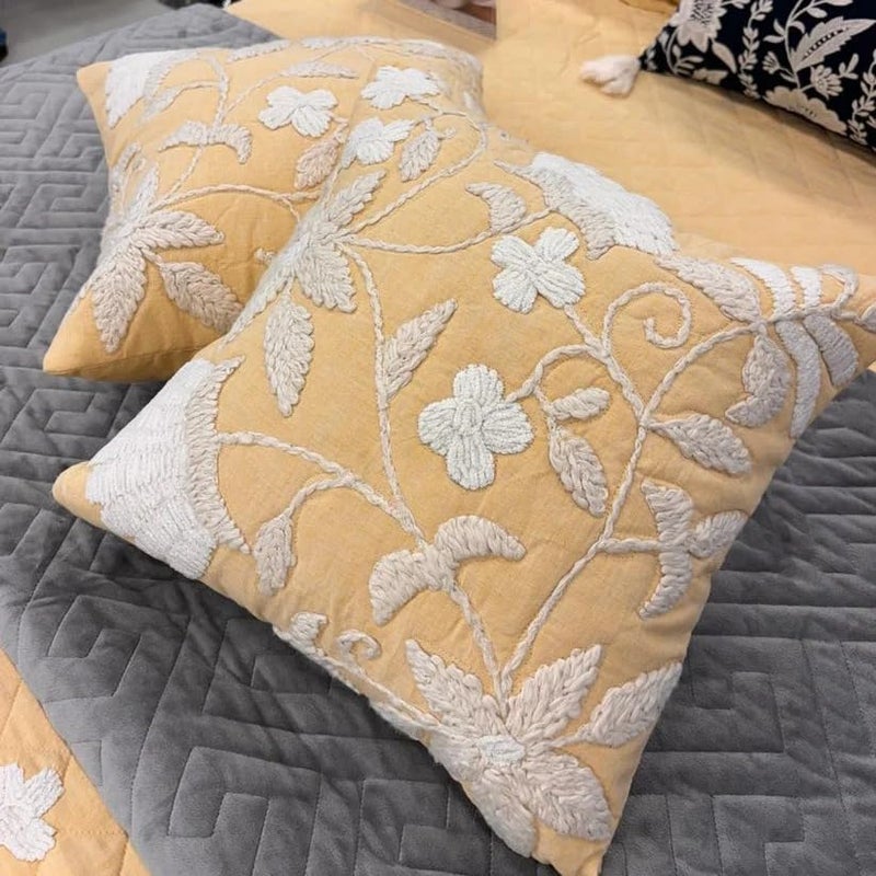 CASA AMI CASA AMI Blair Bedcover Set 1 bedcover 2 Pillow Covers and 2 Cushion Covers Suitable for King and Queen Beds Fabric Linen  - Image 3