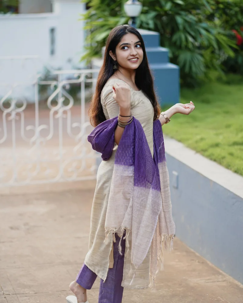 GoSriKi Women's Chanderi Straight Solid Kurta with Pant & Dupatta Beige