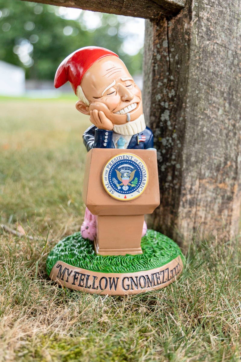 بيج ماوث Bigmouth Inc Sleepy Biden Garden Gnome تمثال في الهواء الطلق في الهواء الطلق والفناء تمثال تمثال ديكورات النحت المضحكة هدية سياسية هدفة - Image 5