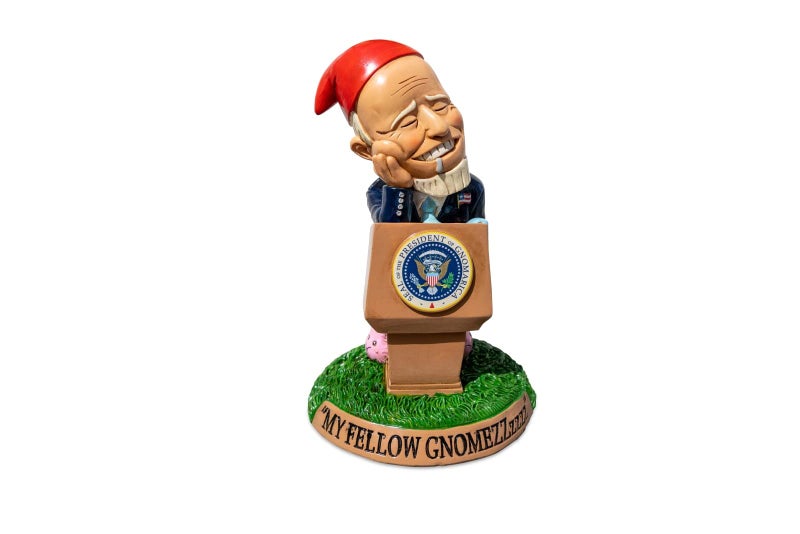 بيج ماوث Bigmouth Inc Sleepy Biden Garden Gnome تمثال في الهواء الطلق في الهواء الطلق والفناء تمثال تمثال ديكورات النحت المضحكة هدية سياسية هدفة - Image 1