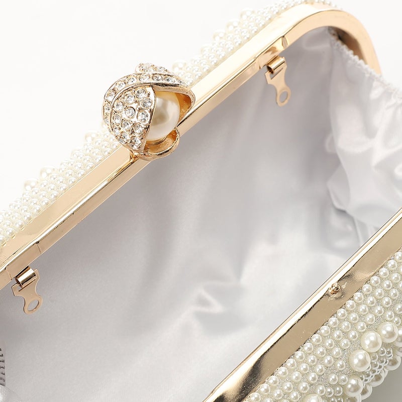 مستر.جو كلاتش سواريه بيضاوية الشكل مزينة باللؤلؤ - بيج - Image 4