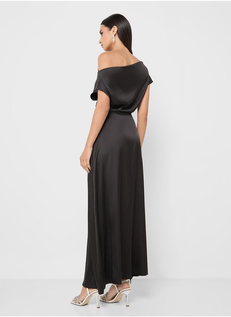 Asmmetrically Draped One Shoulder Dress - pzsku/Z4E742F68831E3774CC5AZ/45/_/1739982630/68caf2f6-1b93-486d-a2e4-062f897b10dc